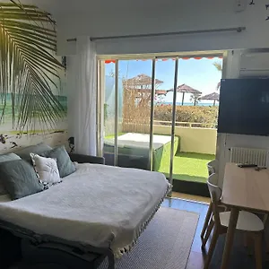 Apartment Front De A 10metres De La, Villeneuve-Loubet