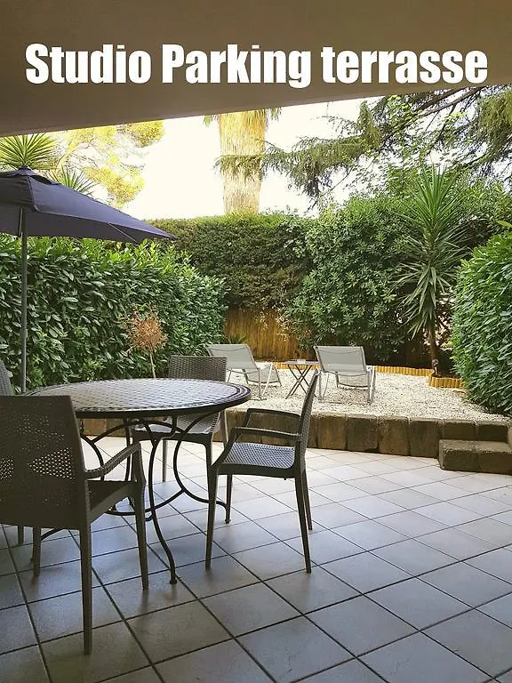 Beautiful Studio Close To Beach Private Parking Villeneuve-Loubet Appartement